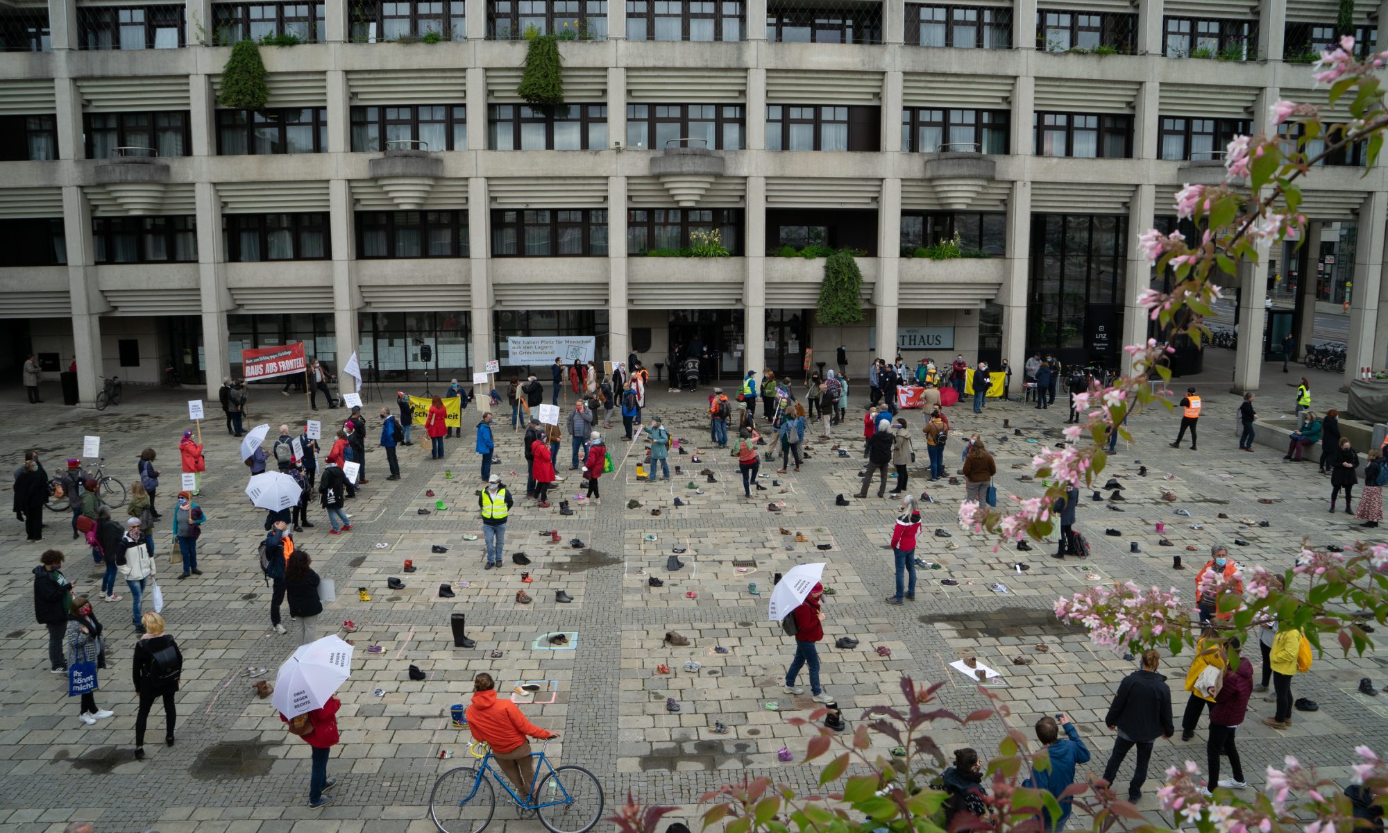 Umbrella March Linz - Plattform Solidarität