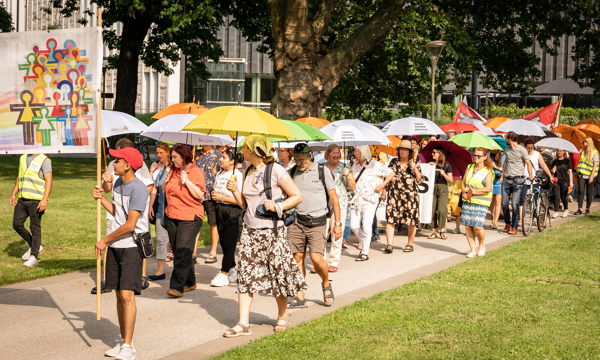 Umbrella March Linz - Plattform Solidarität